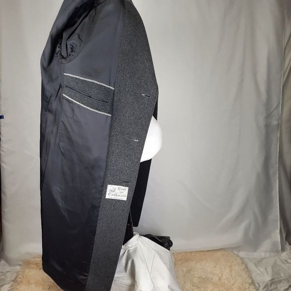 COPY - Adam Spencer wool cashmere top overcoat  40R gray buttons lining pockets… - Picture 8 of 16